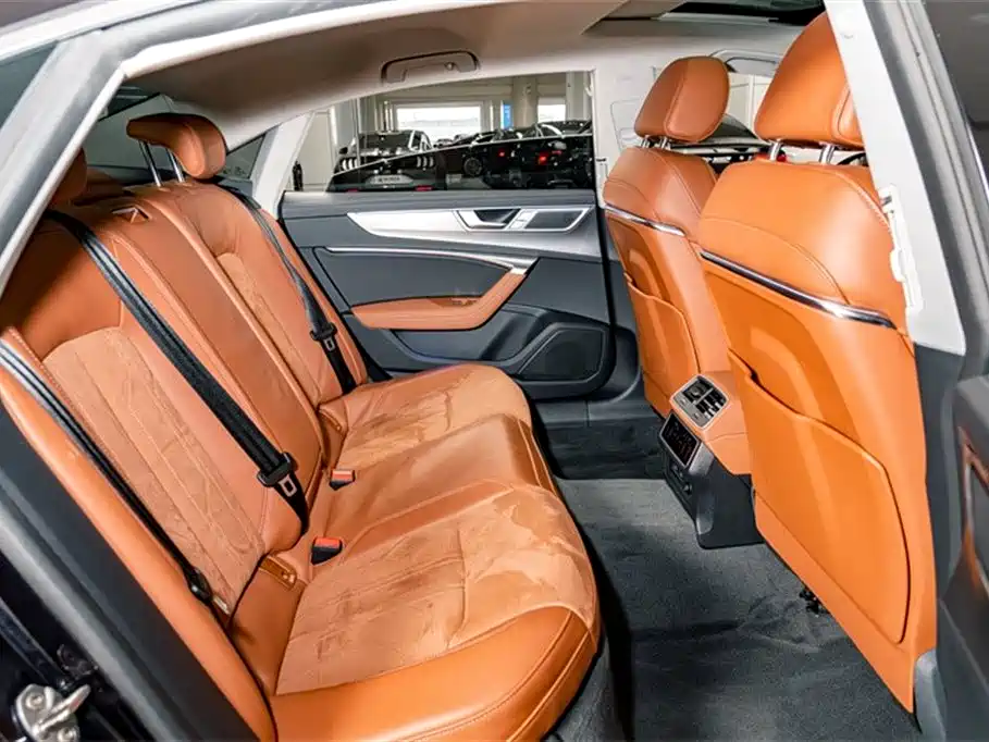 Audi A7L 2024 45 TFSI luxury model купить на сайте DeffCars