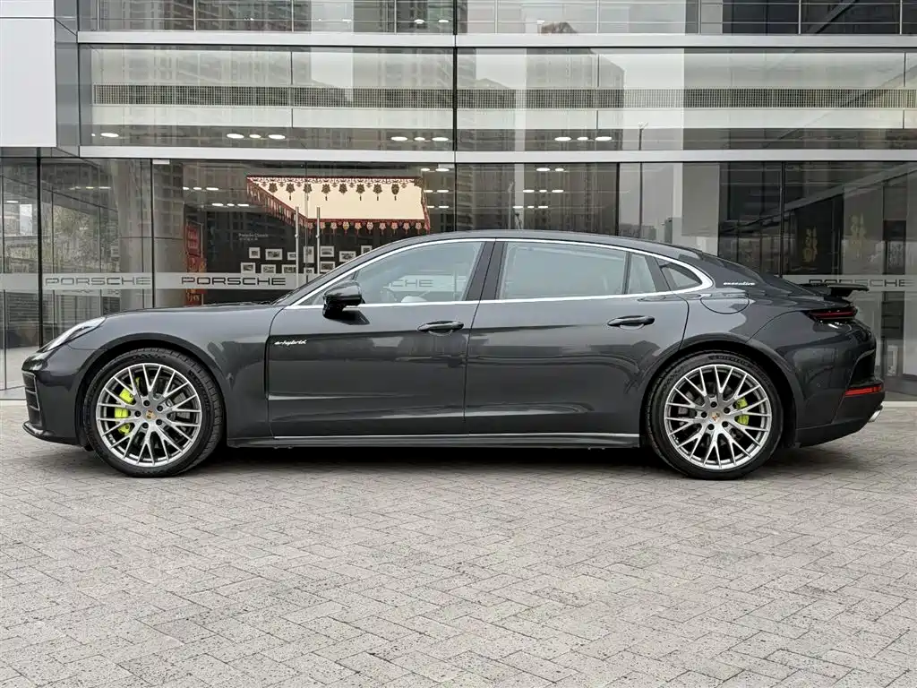 Panamera New Energy 2024 Panamera 4 E-Hybrid Executive Extended Edition 2.9T купить на сайте DeffCars