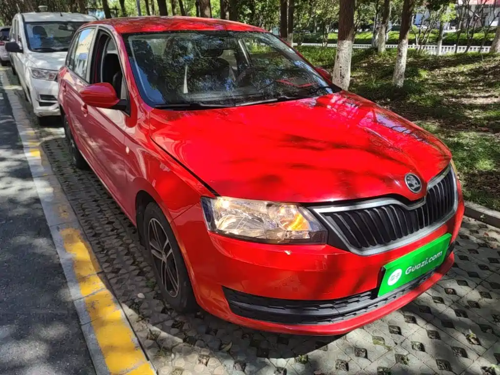 Xindong (Rapid Spaceback) 2016 model change 1.6L automatic forward version купить на сайте DeffCars
