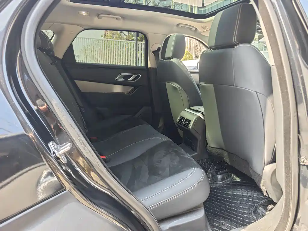 Range Rover Velar 2022 250PS купить на сайте DeffCars