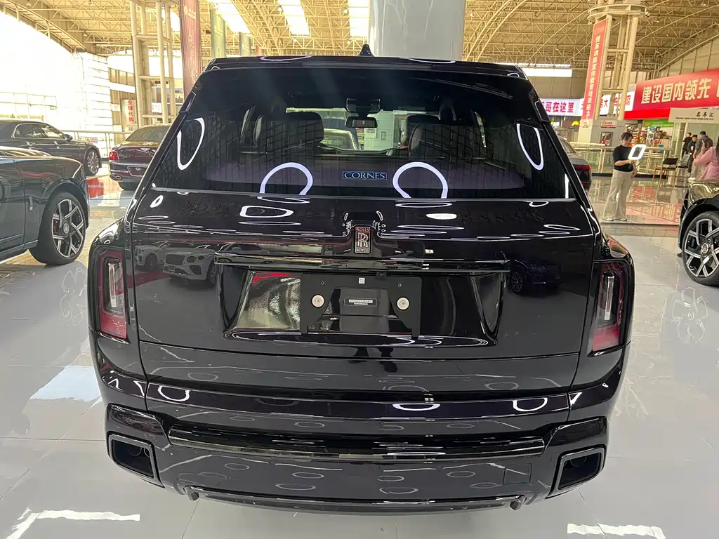 Cullinan 2024 Black Badge купить на сайте DeffCars