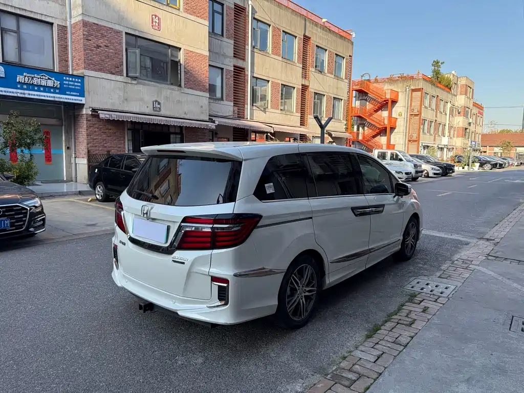 Alison 2019 2.0L Hybrid Deluxe Edition купить на сайте DeffCars