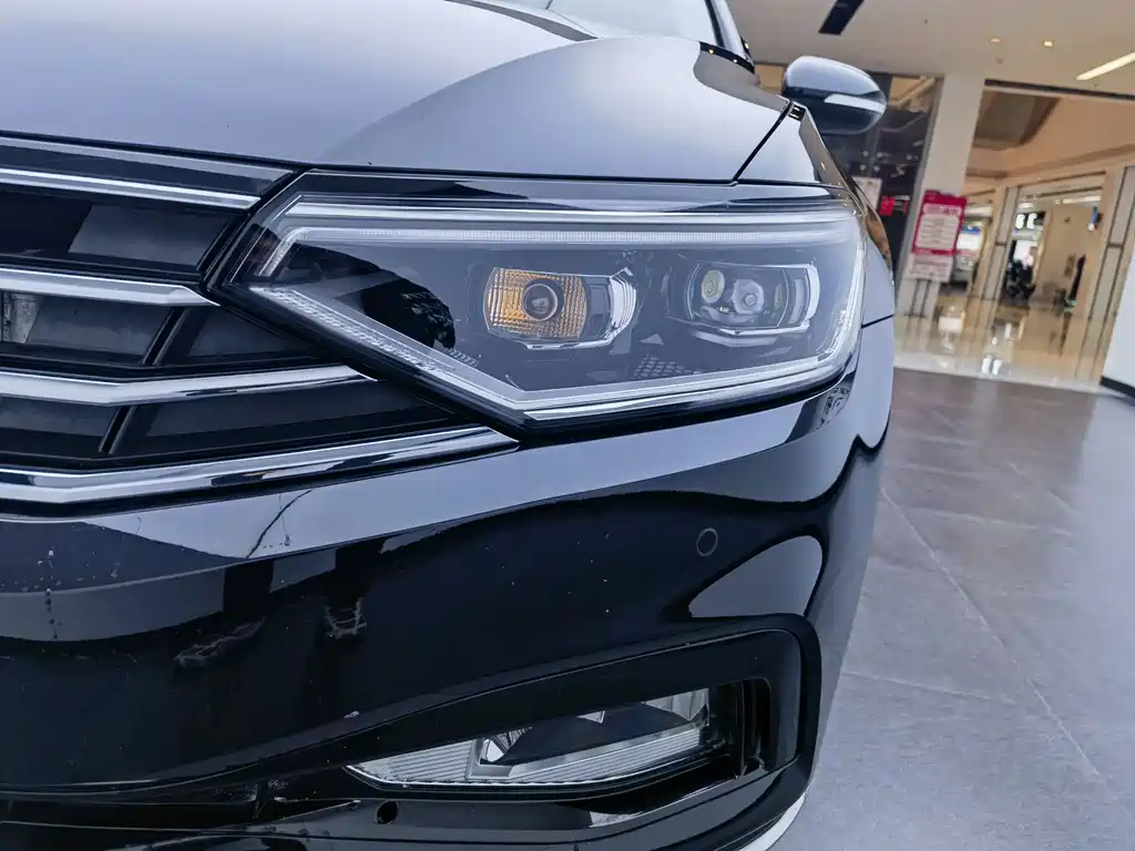 Magotan 2021 330TSI DSG 30th Anniversary Edition купить на сайте DeffCars