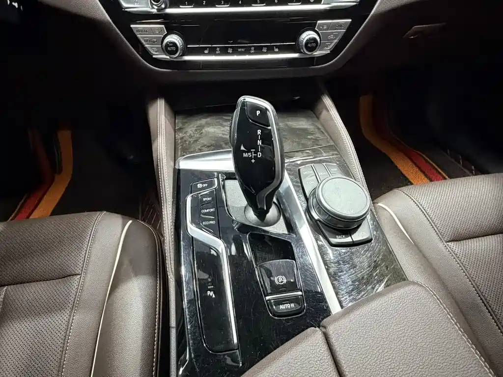 BMW 5 Series 2022 facelift 2 525Li M sports package купить на сайте DeffCars