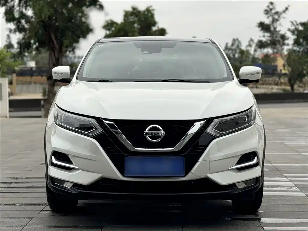 Qashqai 2021 2.0L CVT Deluxe Edition купить на сайте DeffCars