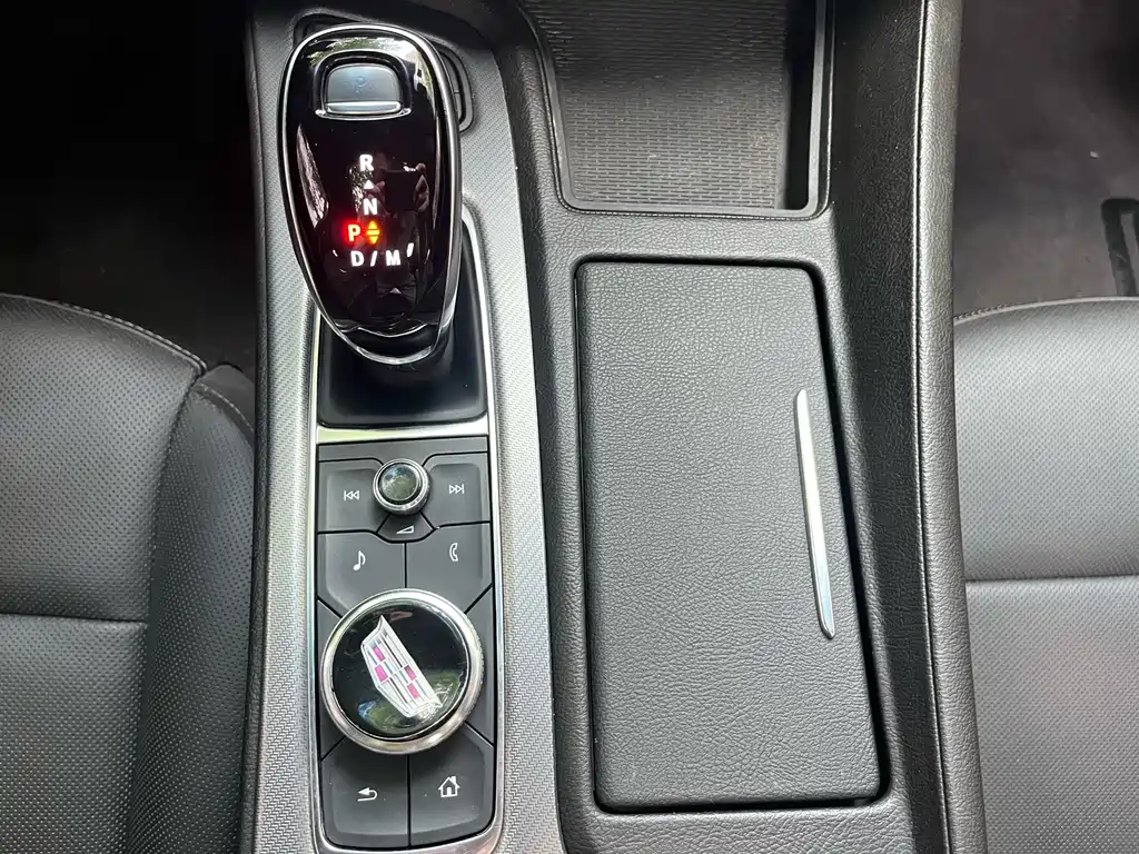 Cadillac CT5 2021 28T luxury model купить на сайте DeffCars