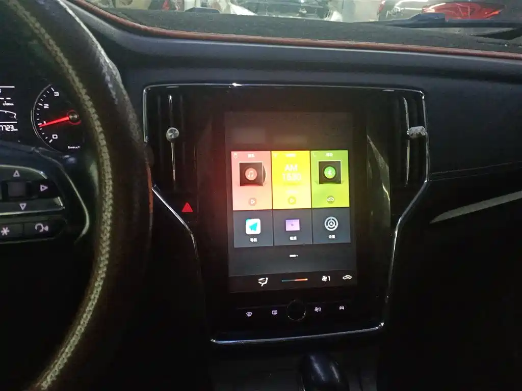 Roewe RX5 2020 20T automatic 4G interconnection surpasses the flagship version купить на сайте DeffCars