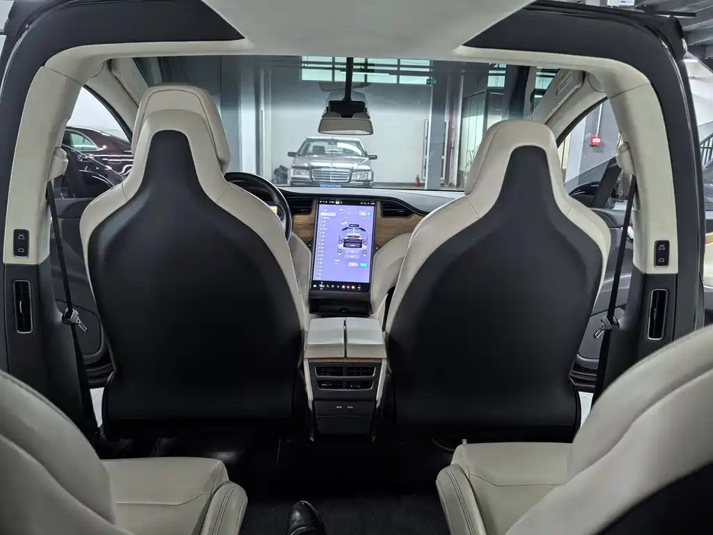 Model X 2016 Model X 75D купить на сайте DeffCars