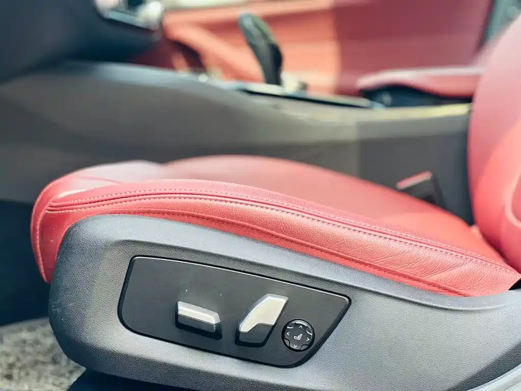 BMW 5 Series 2021 530Li Leading M Sports Package купить на сайте DeffCars