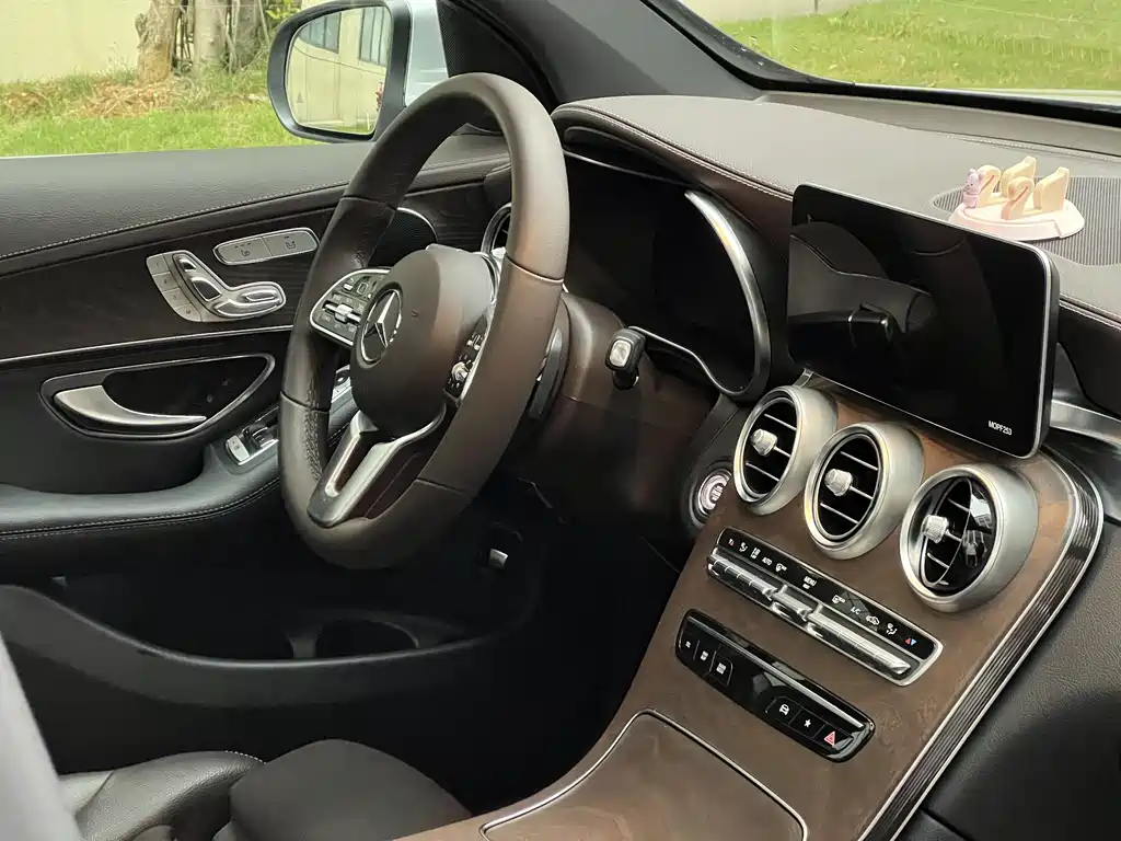 Mercedes-Benz GLC 2020 facelift GLC 300 L 4MATIC dynamic купить на сайте DeffCars