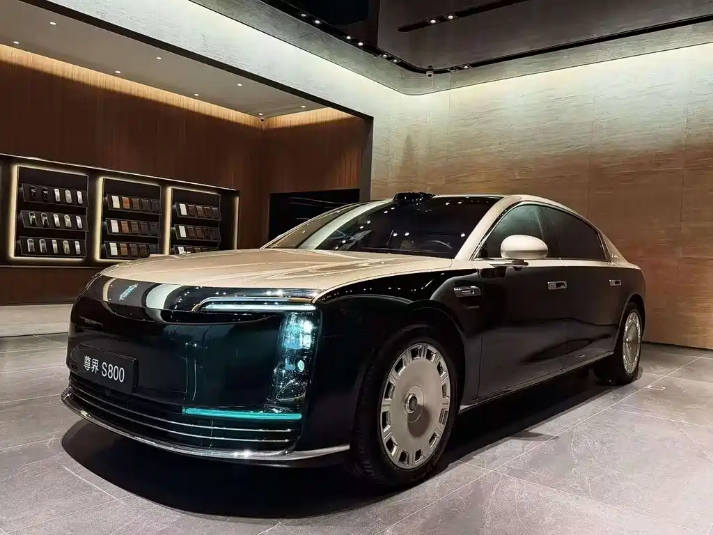 Zunjie S800 2025 model extended range Xinghui exclusive 5-seater (896-line lidar) купить на сайте DeffCars