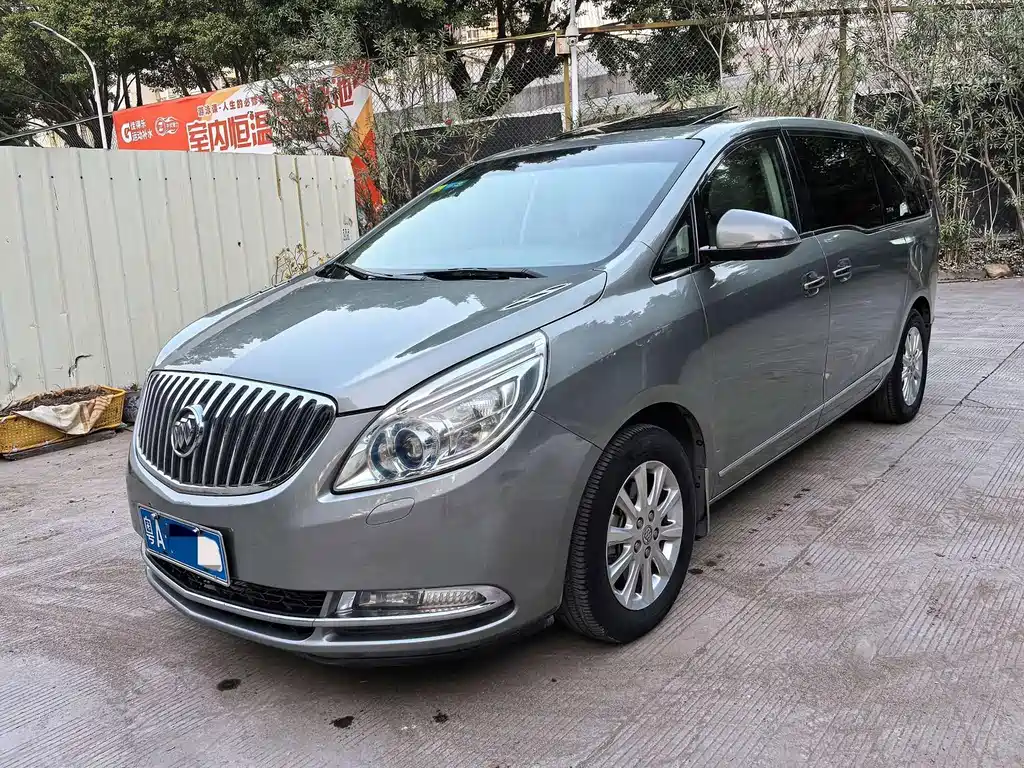 Buick GL8 2011 3.0L GT Luxury Business Tag Heuer Edition купить на сайте DeffCars