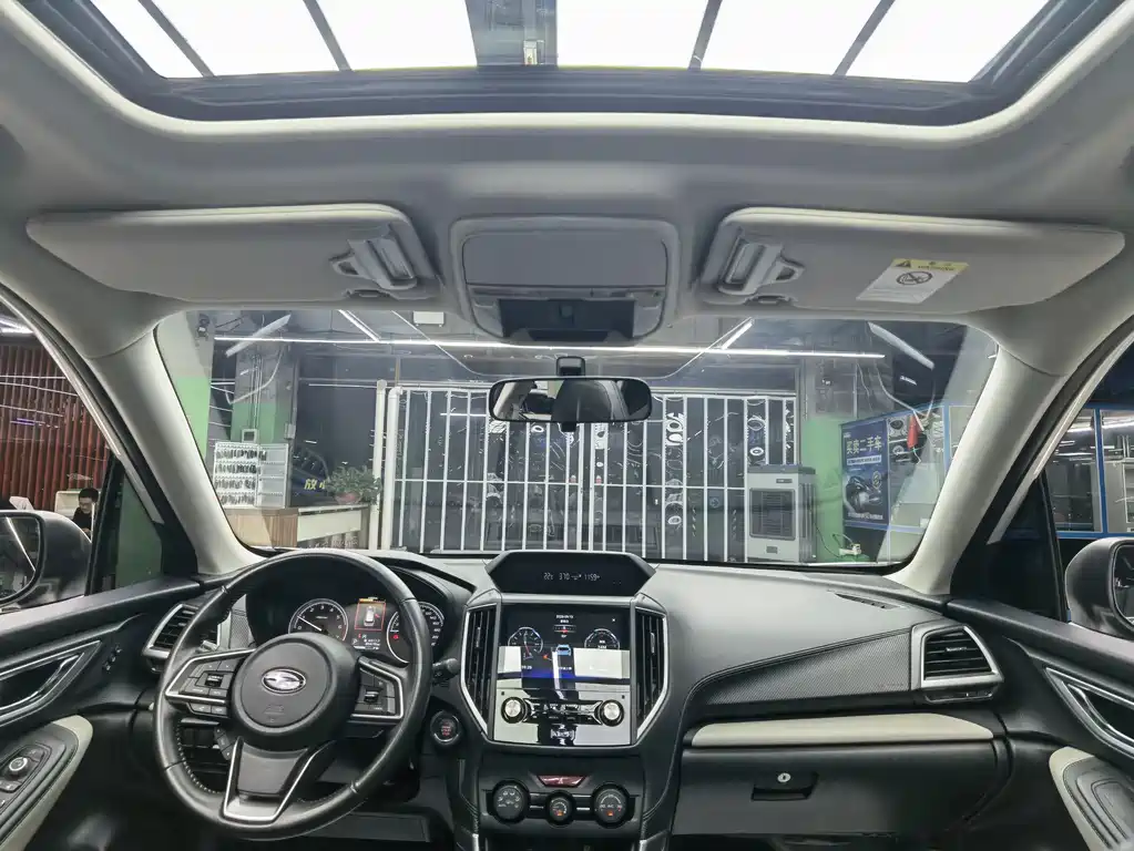 Forester 2022 2.0i AWD Deluxe Edition купить на сайте DeffCars