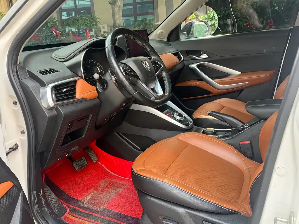 Baojun 510 2018 1.5L Automatic Anniversary Special Edition National V купить на сайте DeffCars