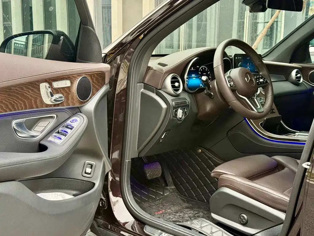 Mercedes-Benz GLC 2020 facelift GLC 300 L 4MATIC dynamic купить на сайте DeffCars