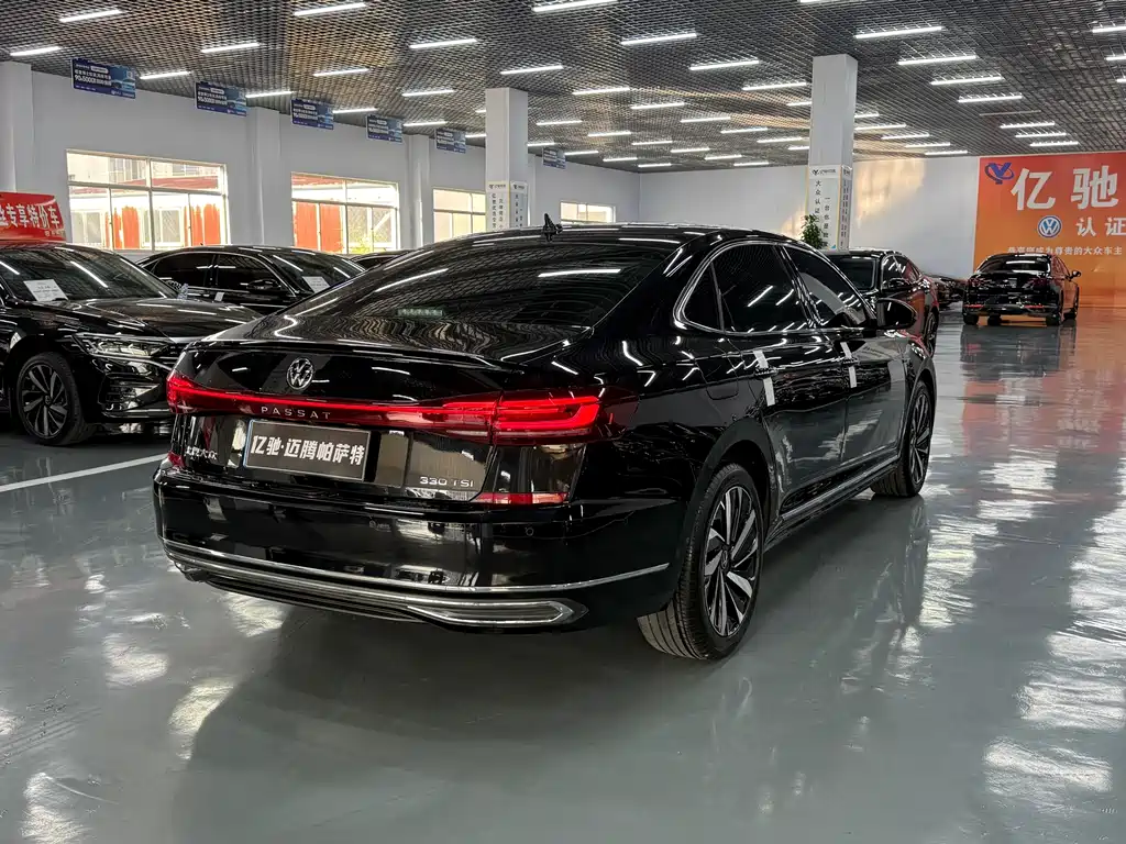 Passat 2023 facelift 330TSI luxury version купить на сайте DeffCars
