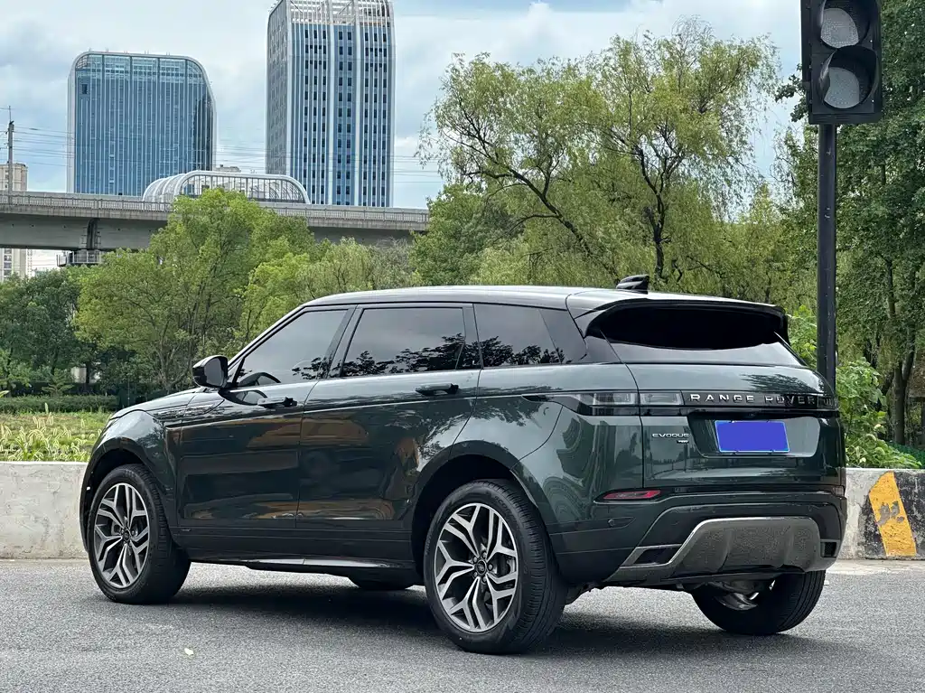 Range Rover Evoque 2021 Evoque L 249PS R-Dynamic First edition купить на сайте DeffCars