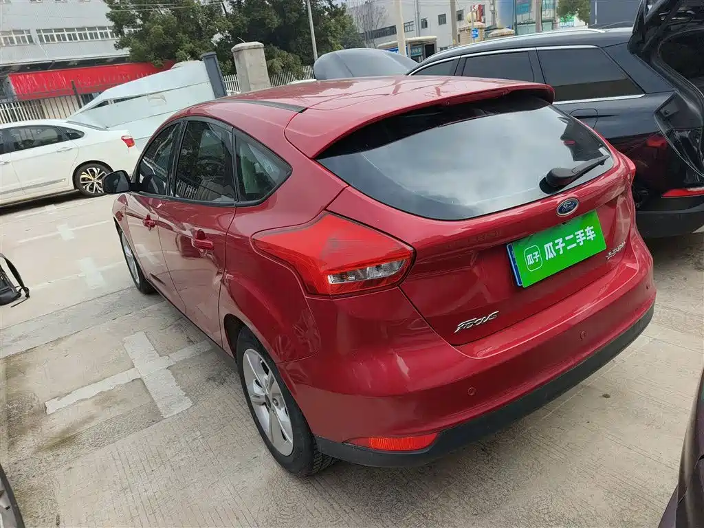 Focus 2018 hatchback classic 1.6L automatic comfort smart mobility version купить на сайте DeffCars
