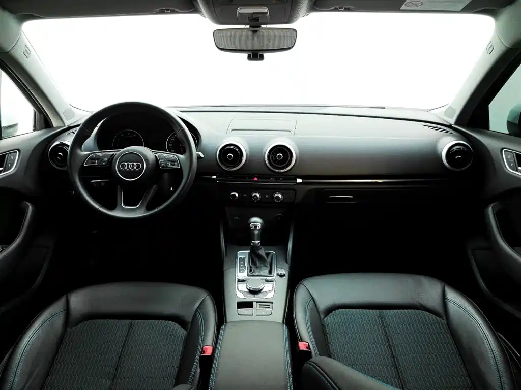 Audi A3 2020 Sportback 35 TFSI Fashion Type National VI купить на сайте DeffCars