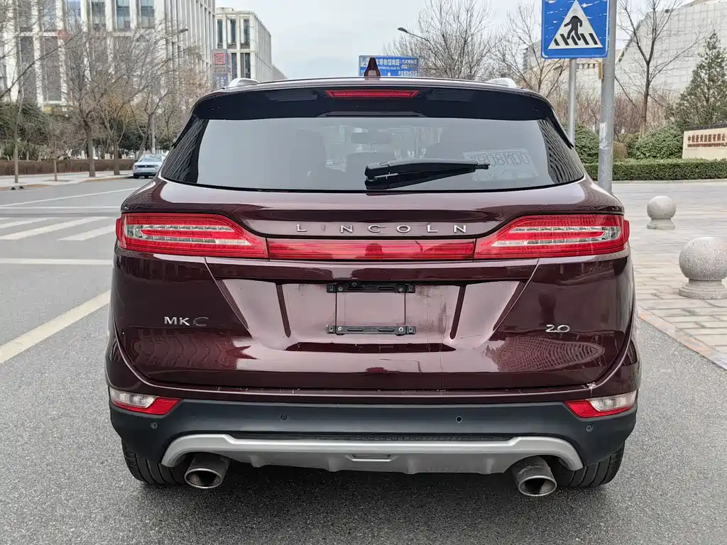 Lincoln MKC 2017 2.0T 2WD Exclusive Edition купить на сайте DeffCars