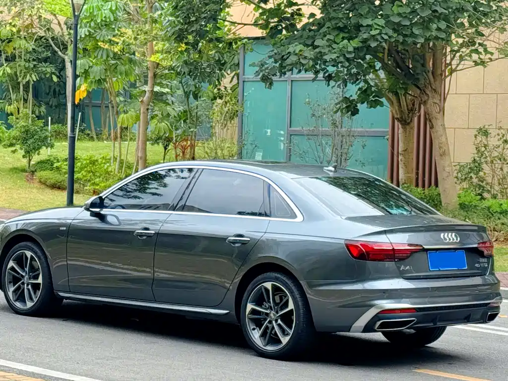 Audi A4L 2021 40 TFSI Advanced Life Edition купить на сайте DeffCars
