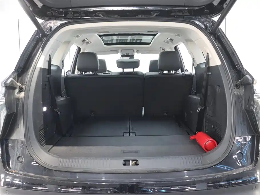 Hongqi HS7 PHEV 2024 2.0T PHEV four-wheel drive Qichang version 7 seats купить на сайте DeffCars