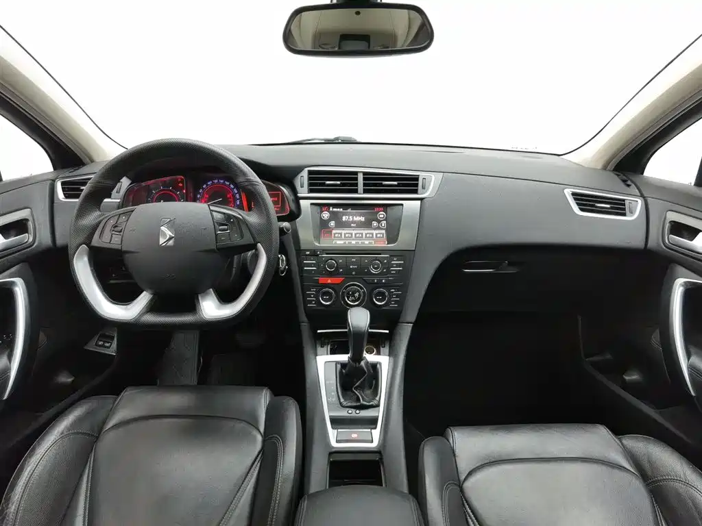 DS 4S 2016 1.6T automatic smart version THP160 купить на сайте DeffCars