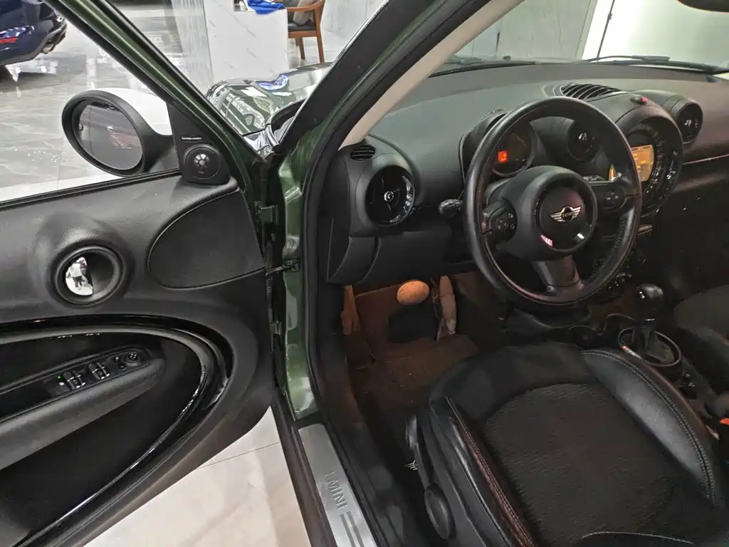 MINI COUNTRYMAN 2016 1.6T COOPER ALL4 Fun equipment control купить на сайте DeffCars