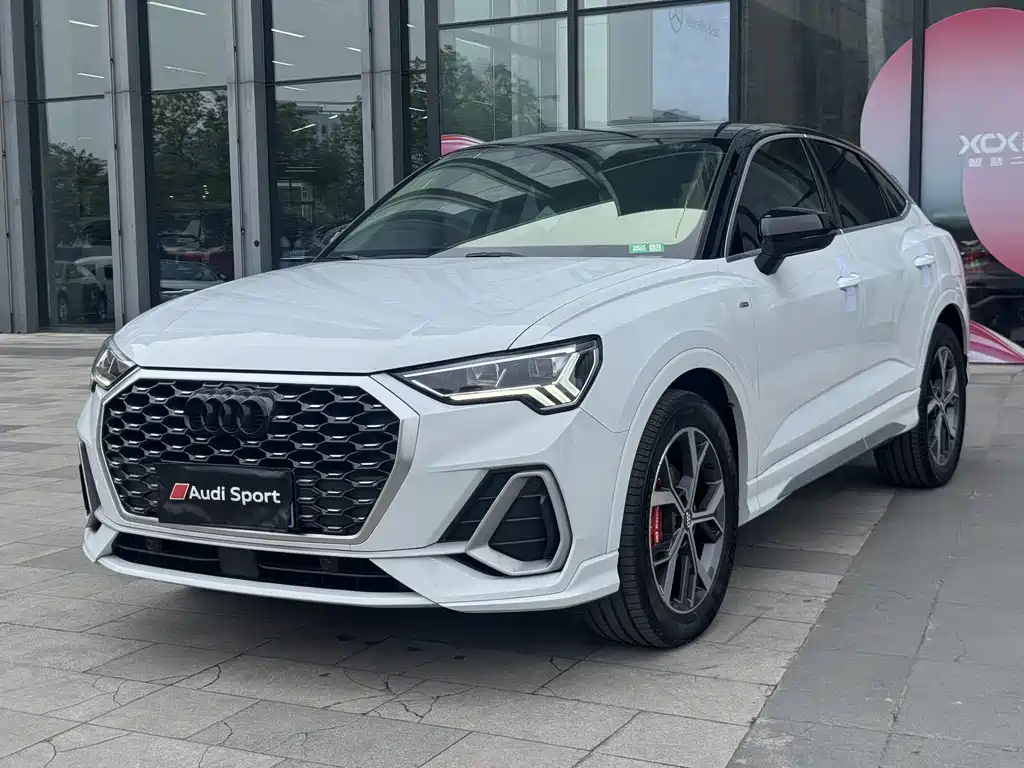 Audi Q3 Sportback 2020 40 TFSI Fashion купить на сайте DeffCars
