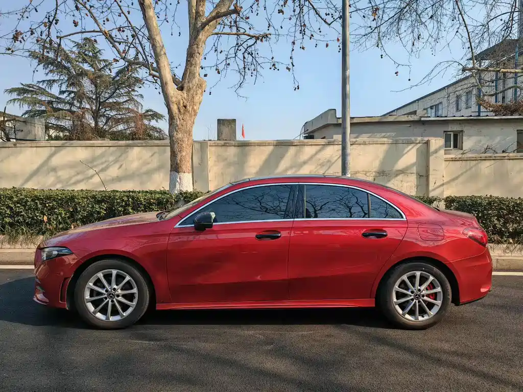 Mercedes-Benz A-Class 2020 A 200 L Sports Sedan купить на сайте DeffCars