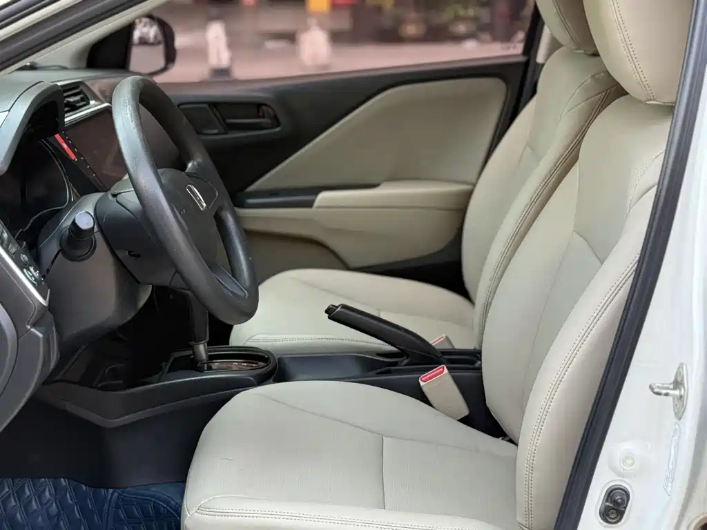 Fengfan 2017 1.5L CVT Comfort Edition купить на сайте DeffCars