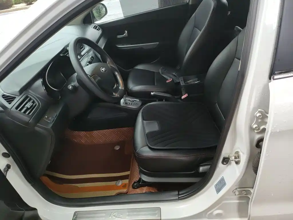 Kia K2 2015 Sedan 1.4L AT GLS купить на сайте DeffCars