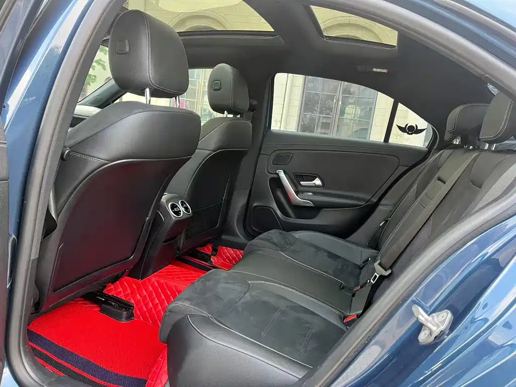 Mercedes-Benz A-Class 2019 A 200 L Sports Sedan купить на сайте DeffCars