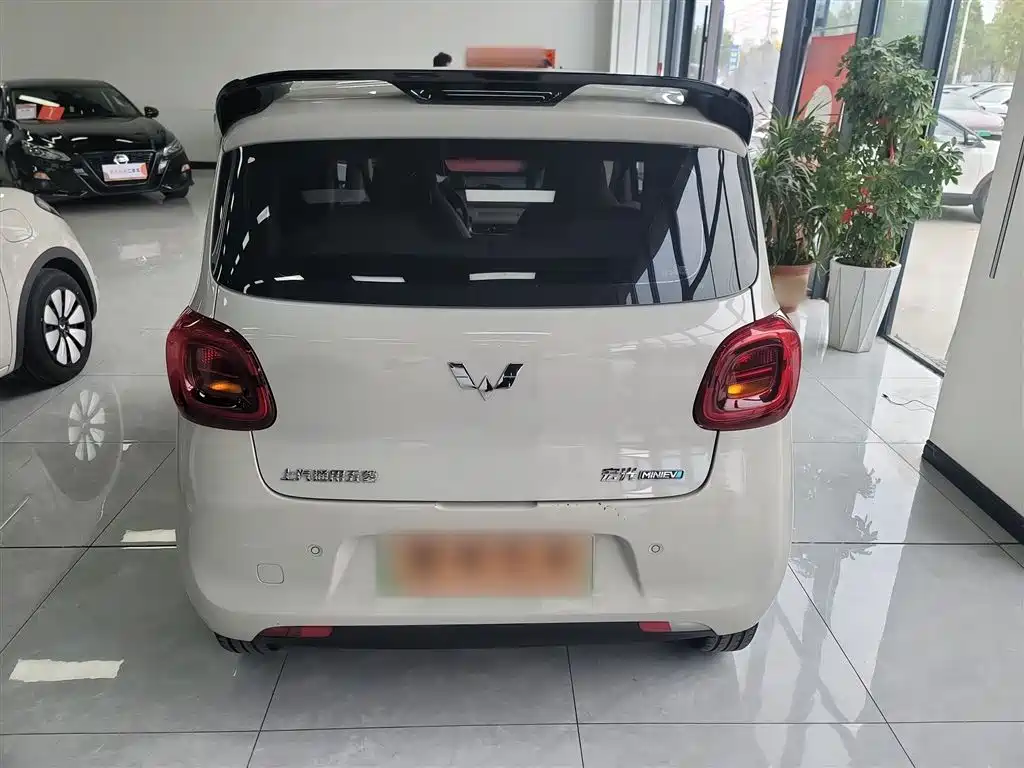 Hongguang MINIEV 2025 fourth generation four-door version advanced model купить на сайте DeffCars