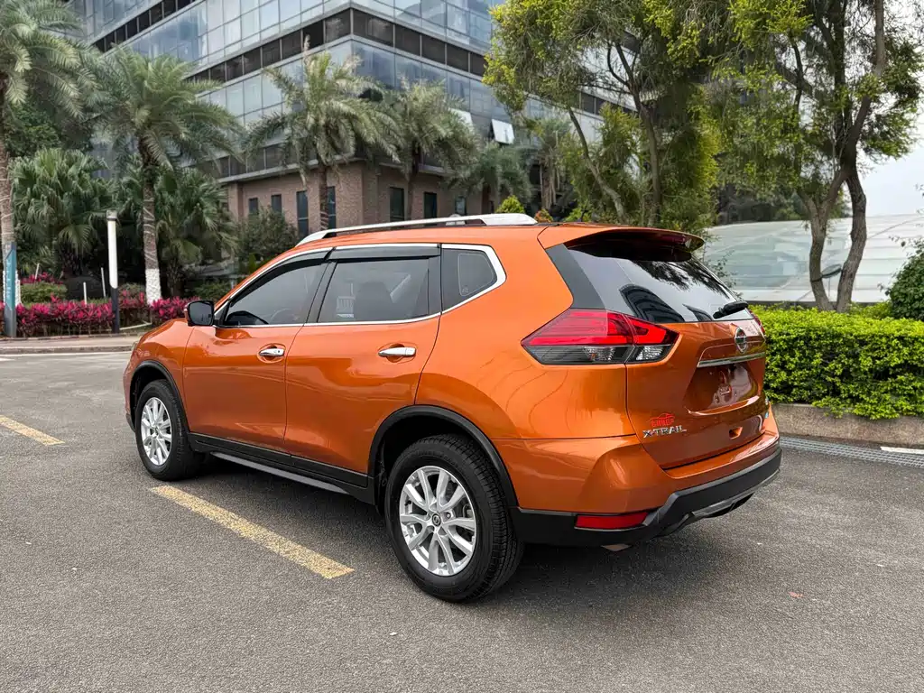 X-Trail 2017 2.0L CVT Comfort Edition 2WD купить на сайте DeffCars