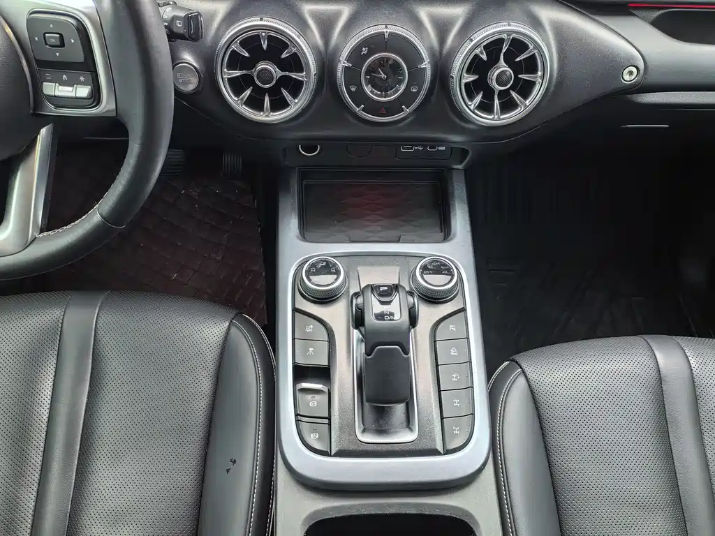 Tank 300 2021 Off-Road Version 2.0T Conqueror купить на сайте DeffCars