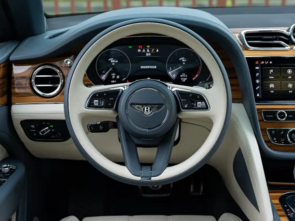 Bentayga 2022 4.0T V8 купить на сайте DeffCars