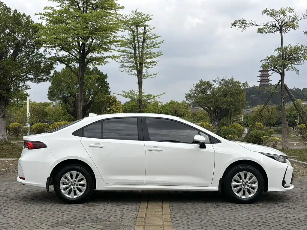 Corolla 2022 1.2T S-CVT Pioneer PLUS Edition купить на сайте DeffCars