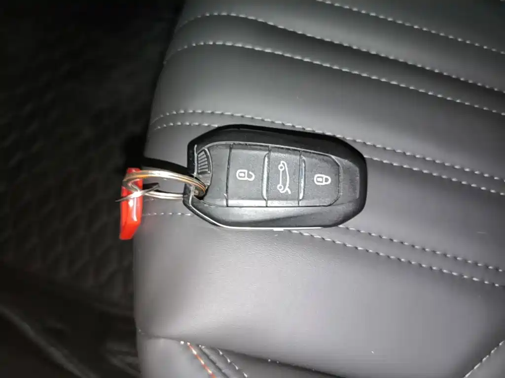 Peugeot 2008 2022 230THP THE ONE купить на сайте DeffCars