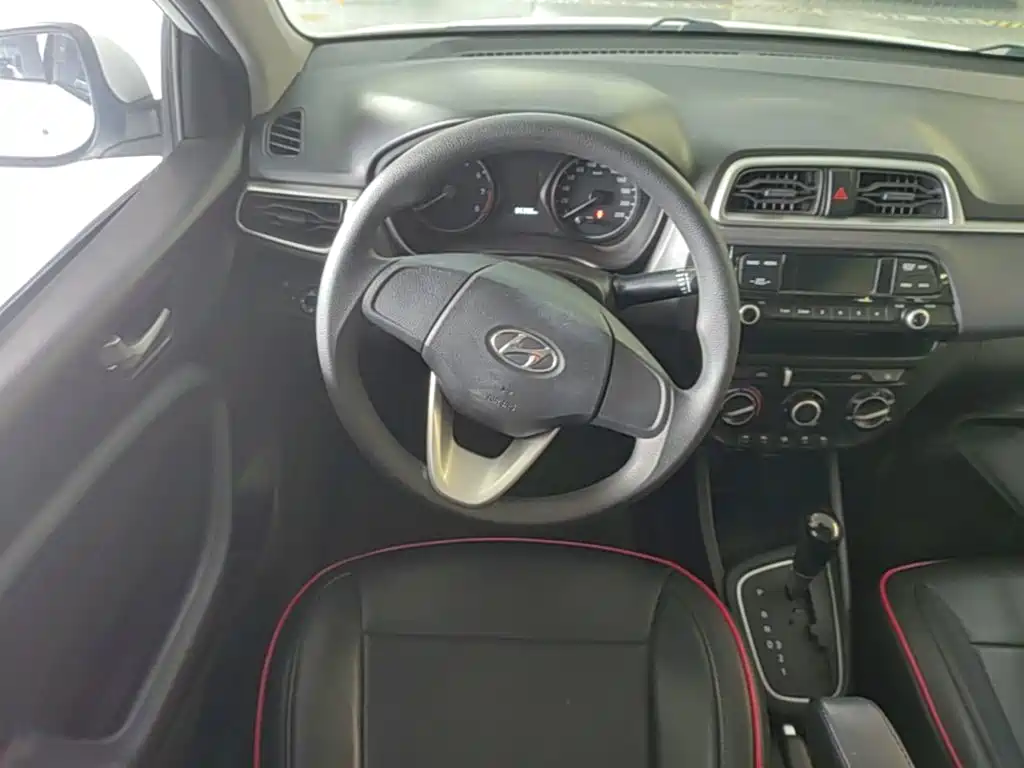 Reina 2017 1.4L automatic jump version, National VI купить на сайте DeffCars