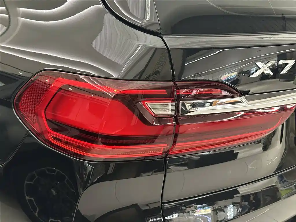 BMW X7 2021 xDrive40i Leading Luxury Package купить на сайте DeffCars