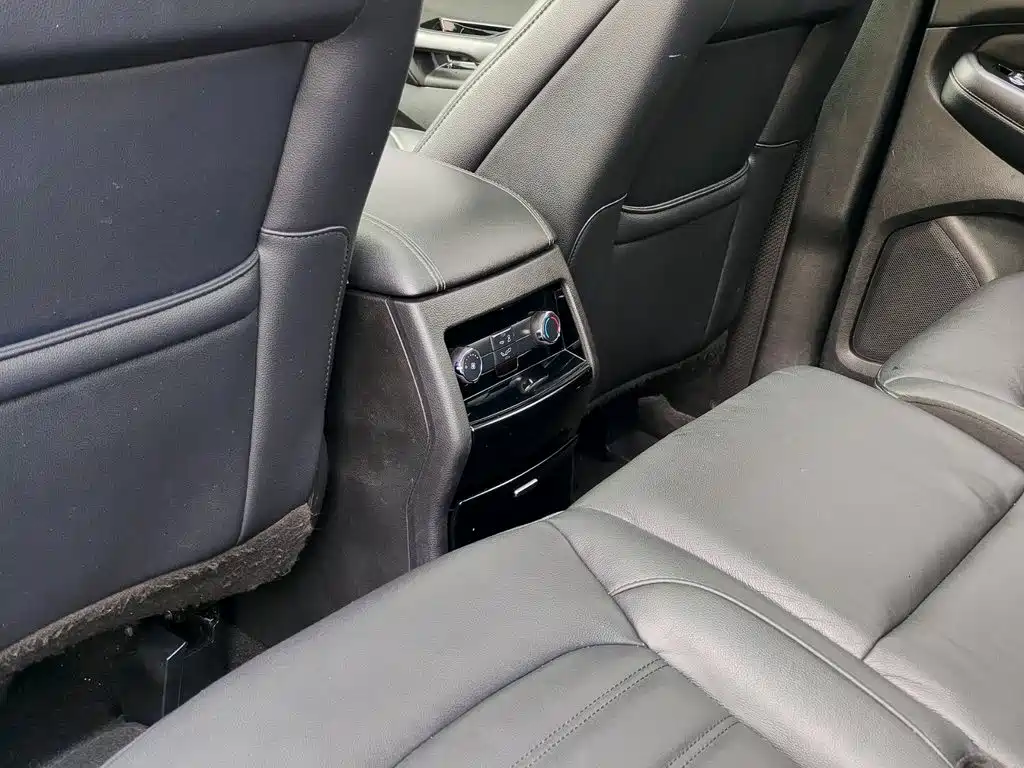 Ruijie 2016 EcoBoost 245 2WD Hao Rui model 7 seats купить на сайте DeffCars