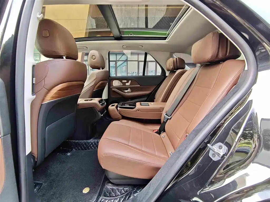 Mercedes-Benz GLE New Energy 2024 GLE 400 e 4MATIC купить на сайте DeffCars