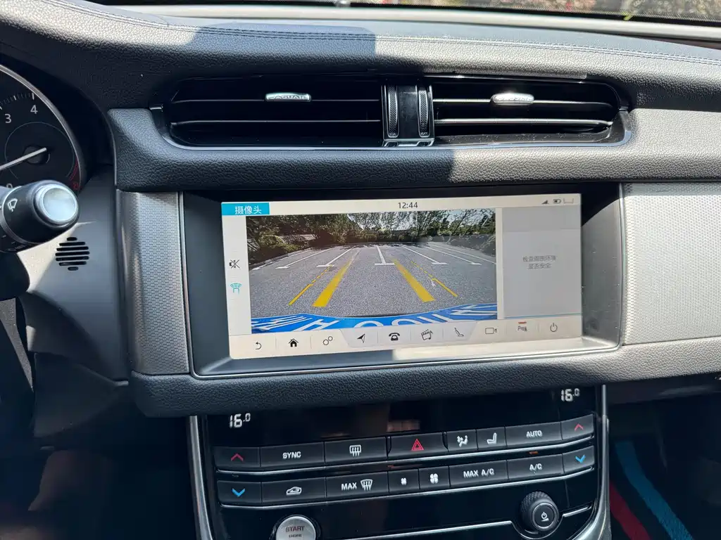 Jaguar XFL 2019 XFL 2.0T 200PS 2WD Elite Edition купить на сайте DeffCars