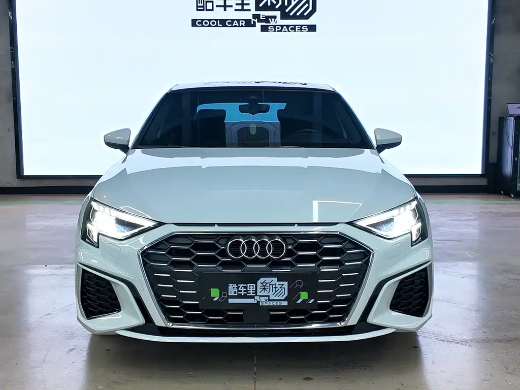 Audi A3 2021 A3L Limousine 35 TFSI Fashionable and Sporty купить на сайте DeffCars