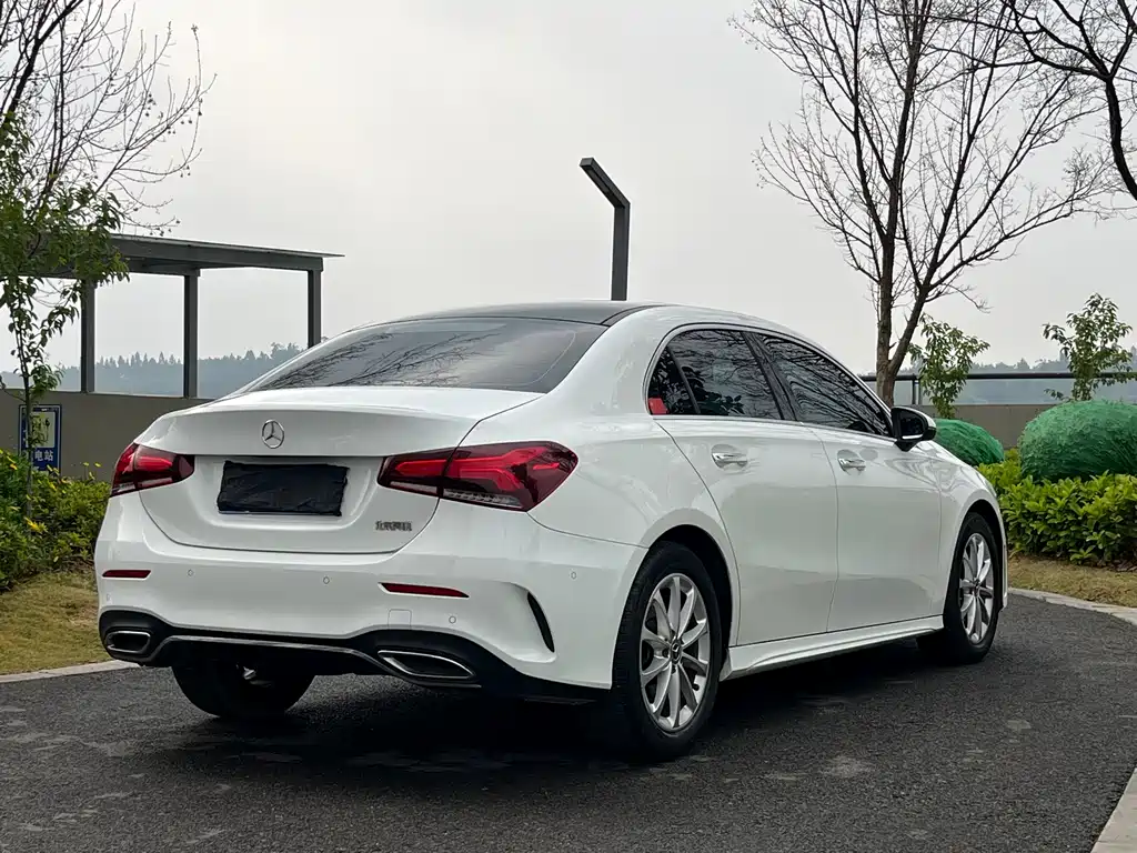 Mercedes-Benz A-Class 2021 A 200 L Sports Sedan Fashionable купить на сайте DeffCars