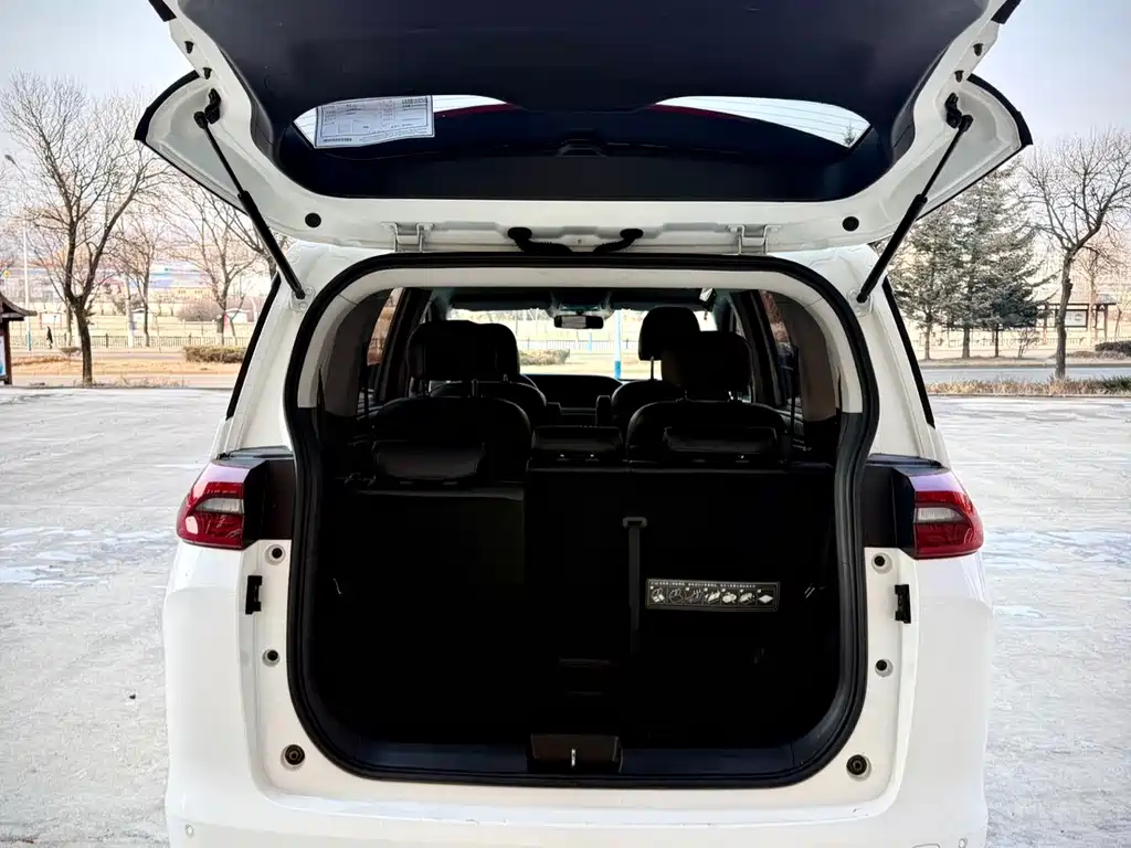Trumpchi M6 2021 270T DCT Elite Edition (seven seats) купить на сайте DeffCars