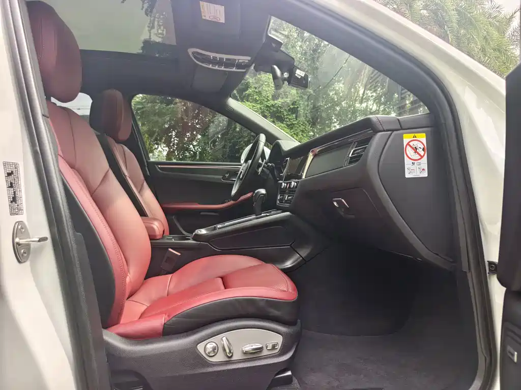 Macan 2022 Macan 2.0T купить на сайте DeffCars