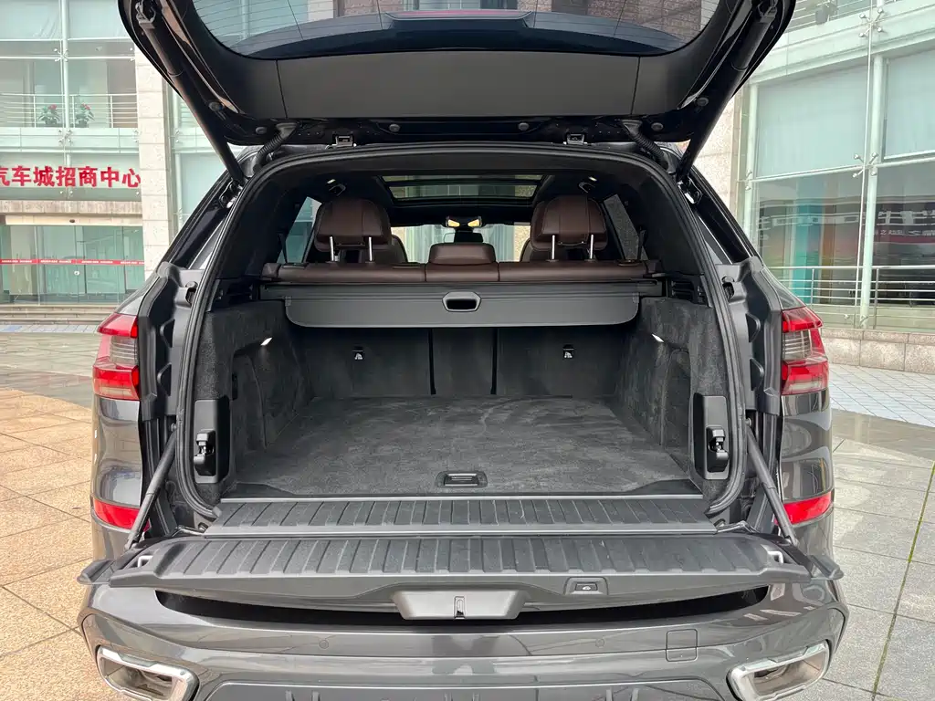 BMW X5 2022 facelift xDrive 40Li M sports package купить на сайте DeffCars