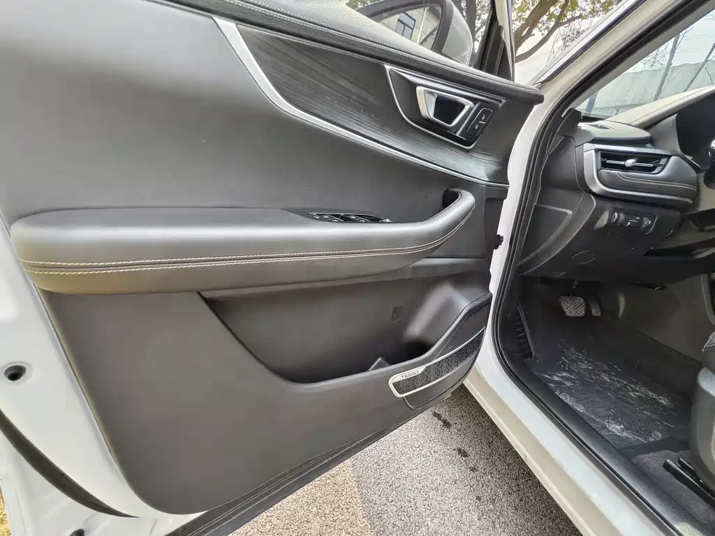 Tiggo 8 2020 facelift 290TGDI automatic luxury version купить на сайте DeffCars